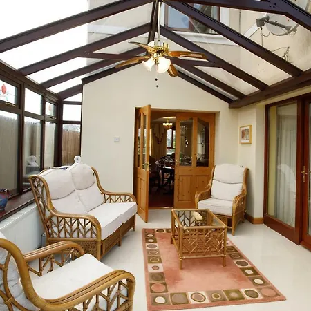 Old Homestay *